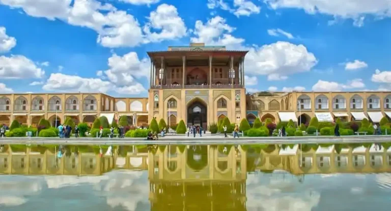 Isfahan: A Comprehensive Guide to Iran's Cultural Gem